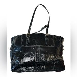 Vintage Coach Gallery Embossed Patent Leather Tote bag.